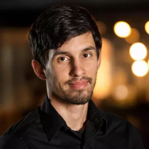 Jonathan - Piano teacher - 