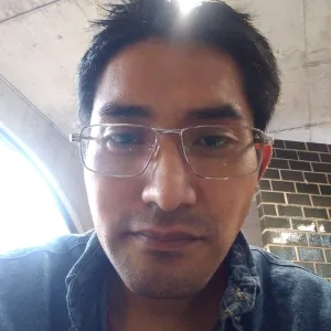 Joel - profesor de apoyo a alumnos con dificultades de lectura - Ciudad de México