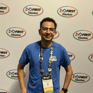 Adrian - profesor de ingeniería - Torreón