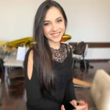 Isabella - Professor de falar em público - Andirá