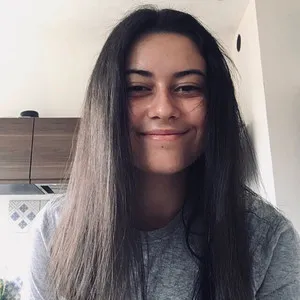 Charlotte - Prof d'aide aux devoirs - Brindas