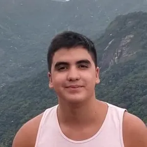 Victor - profesor de expresión oral - JJY