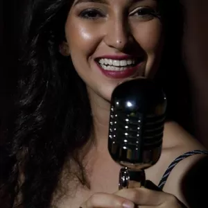 Nataly - Profe de canto - Medellín