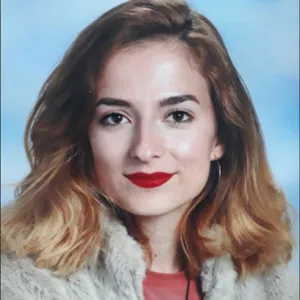 Alice - Prof d'économie - Thiais