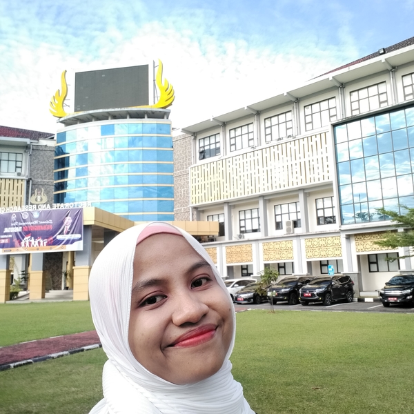 Mahasiswa fisika Universitas negeri Padang menawarkan mengajar privat atau kelompok disekitar Kota Padang