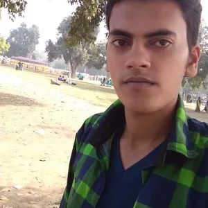 Rishabh - Maths teacher - Greater Noida