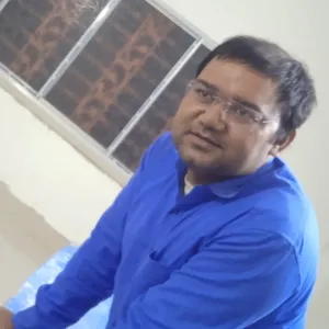 P Kumar - Economics tutor - Kolkata