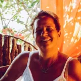 Edna - Professor de inglês americano - Americana