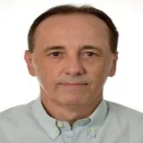 César - Prof de gestão e administrção de empresas - Jardim São Francisco