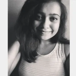 Vishakha - Algebra tutor - Ghaziabad