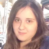 Virginie - professeur de latin - Caen