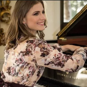 Madalena - Professor de viola - Póvoa de Varzim