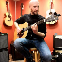 Professionnel donne Cours particuliers de Guitare sur Toulouse adaptés au niveau et au style de l'élève