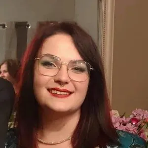 Eva - Prof de français - Bourg-en-Bresse