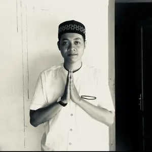 Meigi Adi - Guru bimbingan sekolah - DKI Jakarta