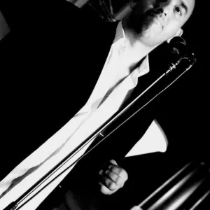 Chris - Prof de chant - Bompas