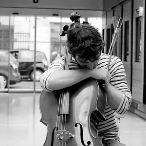 Julien - Prof de guitare - Tours