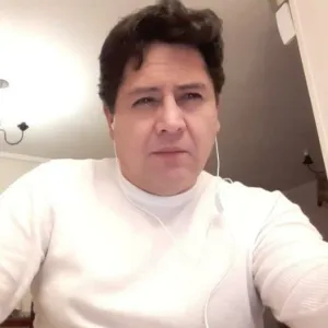 Alejandro - Profesor de matemática - Santiago
