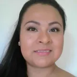 Lucía - Profesor de administración y organización - Mexicali