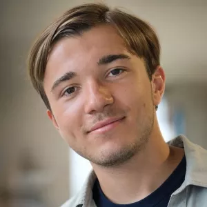 Romain - professeur de mathématiques - Paris