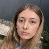 Jade - professeur de mathématiques - Paris