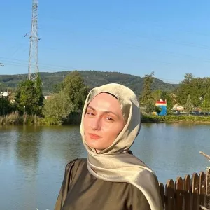 Şeymanur - Kuran okuma öğretmeni - Bursa