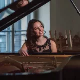 Evelyn - Klavierlehrerin - Wien