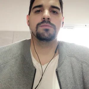 Maximiliano E - prof de Economía - Ituzaingó