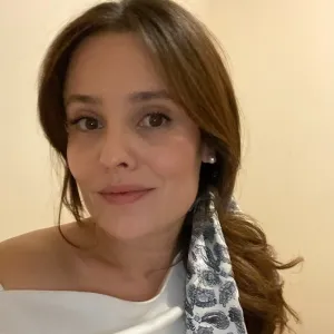 Nina - Prof de Portugais du Brésil - Aclimação