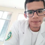 Matheus Henrique - Prof de psicologia positiva - Centro