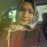Rissa - Guru dukungan untuk siswa dengan kesulitan matematika - 