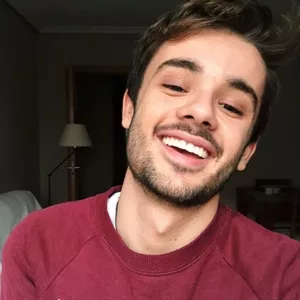 Adrián - Profesor de reforzamiento escolar - Cobisa