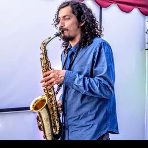 Claudio - prof de armónica - Curicó