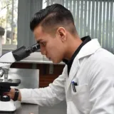 Carlos - profesor de química - Ciudad de México