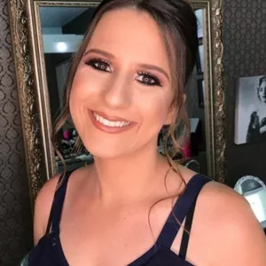 Paula - Professor de matemática - Campo Grande