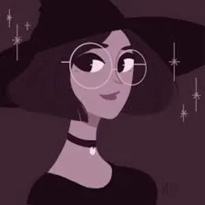 Laryssa - Professor de programação - Teresina
