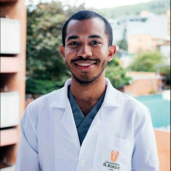 ¡Hola, soy Luis! Bacteriólogo. Estudiante de Maestría en Microbiología y Especialización en Pedagogía y Docencia.  Doy clase de microbiología, hematología, biología celular y molecular.