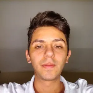 Miguel Ángel - profesor de historia - Bogotá