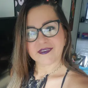 Cristina - Profe de expresión escrita - inglés - Armenia