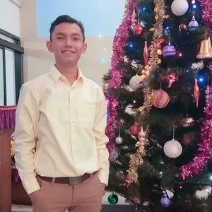 Richo - Guru matematika - Surakarta