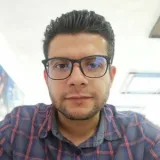 Carlos - profesor de finanzas - Medellín
