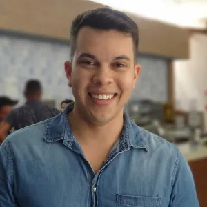 Gabriel Lacerda - Prof de ciências sociais - Santa Branca