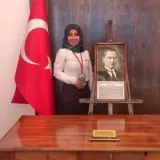 Merve - Türkçe öğretmeni - İzmir