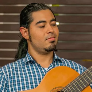 Andres Felipe - profesor de guitarra acústica - Ibagué