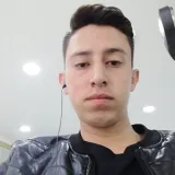Juan - Profe de cosmetología - Medellín