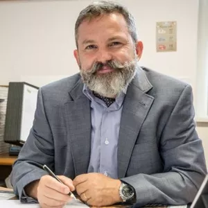Yves - professeur d'aide aux devoirs - La Tronche