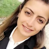 Seda - Türkçe öğretmeni - İstanbul