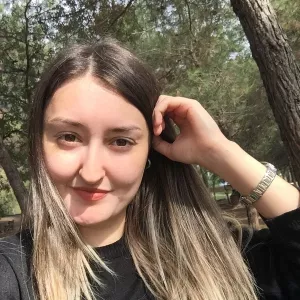 Çağla - Geometri öğretmeni - Sakarya