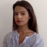 Clara - professeur de law - Paris 17e