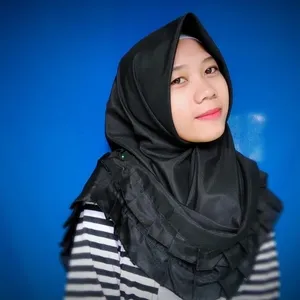 Gina - Guru pekerjaan tangan - Kasomalang
